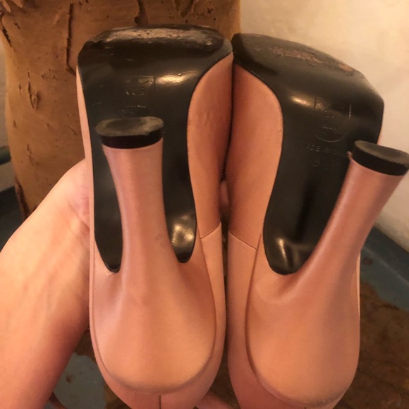 Charles David Ballet inspired satin pumps - Picture 3 of 7